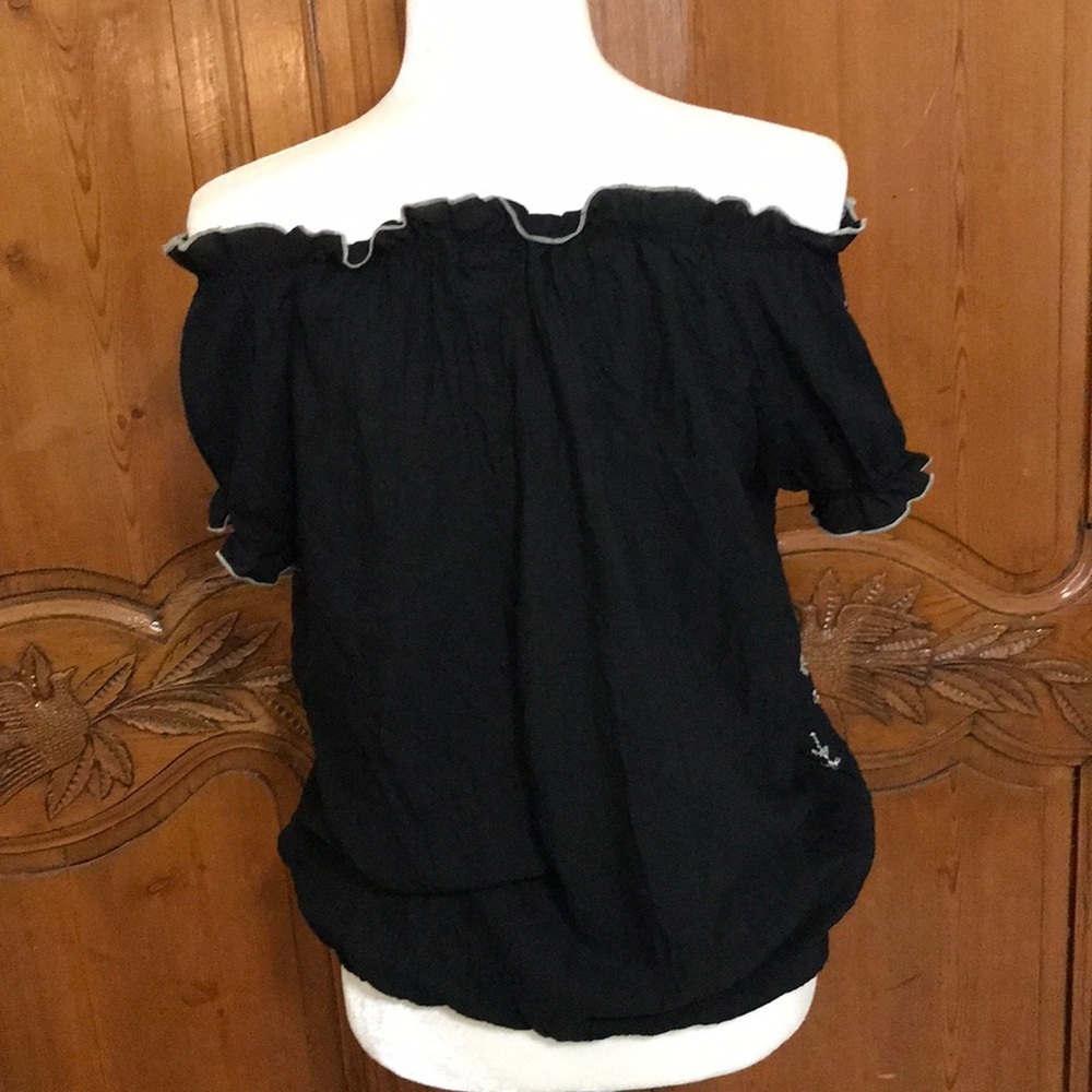 Poetry Clothing Embroidered Off-Shoulder Top - Picture 3 of 4
